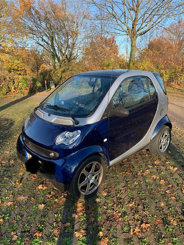 Blau Gebraucht 2005 Smart ForTwo Coupé Kleinwagen | 2.450 € (Guter Preis) - Bild 1/4