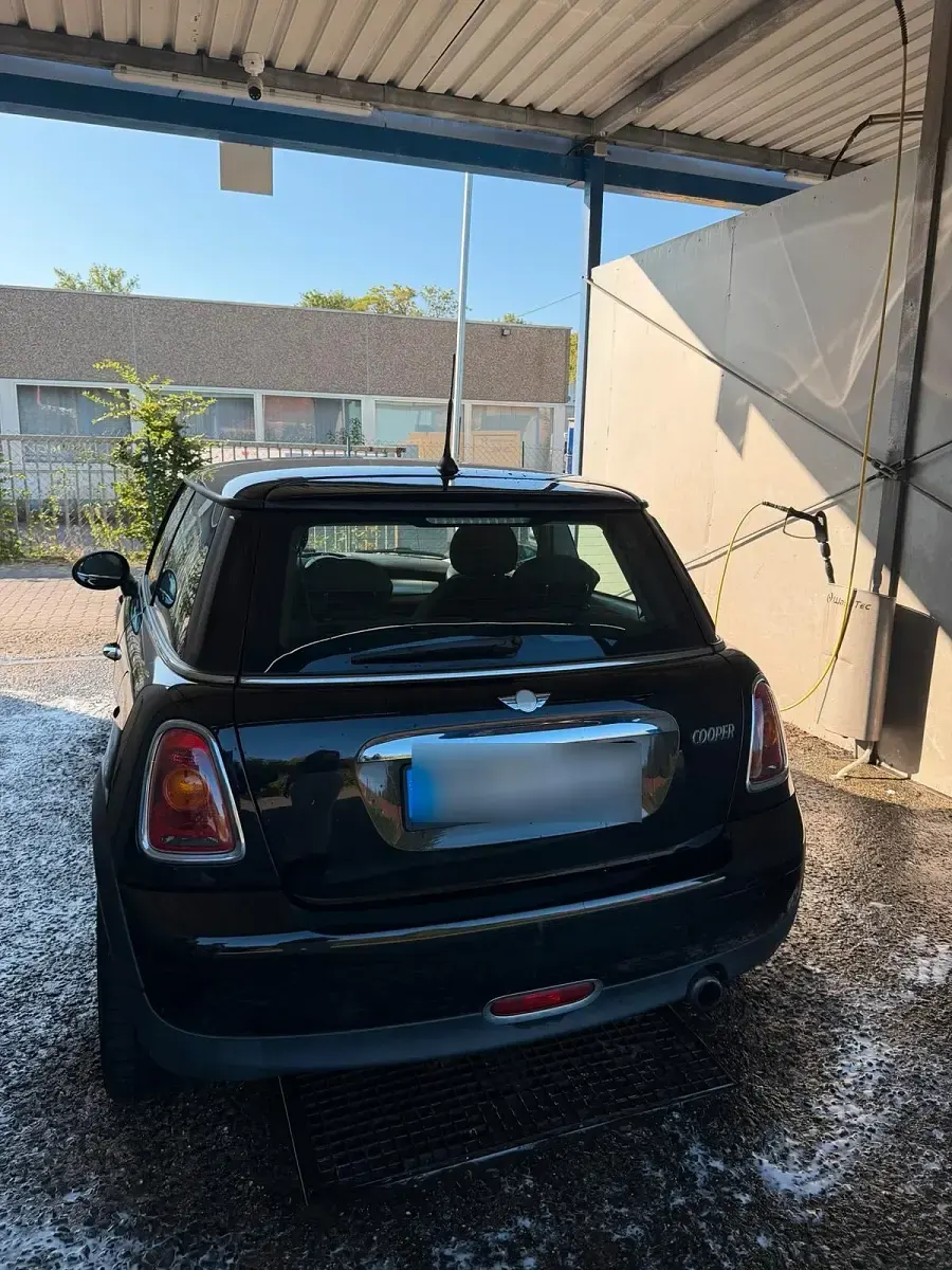 Gebraucht Mini Cooper 122 PS (89 kW) 2010 Schwarz Kleinwagen