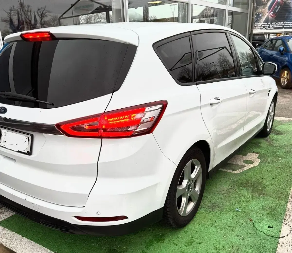 Używany Ford S-MAX S 150 KM (110 kW) 2016 Biały Minivan
