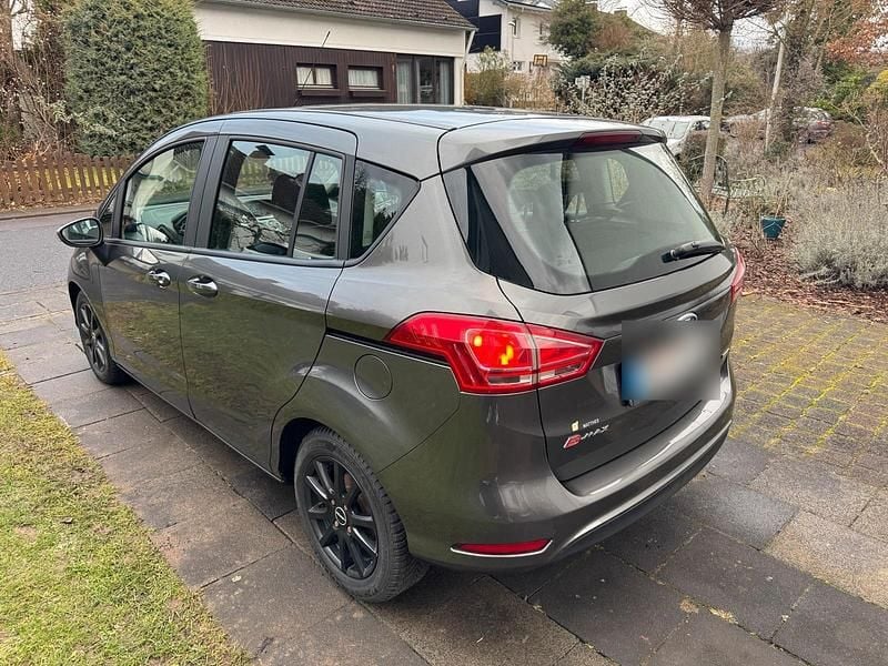 Gebraucht Ford B-MAX Trend 101 PS (74 kW) 2015 Grau Van / Kleinbus