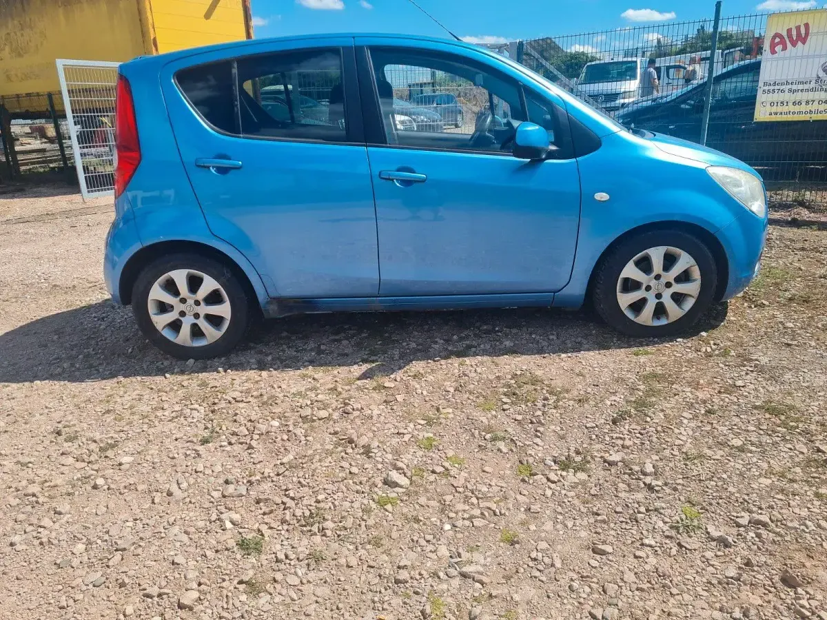 Gebraucht Opel Agila Edition 86 PS (63 kW) 2008 Blau Kleinwagen