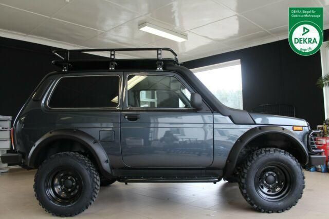 Lada 004 isofix