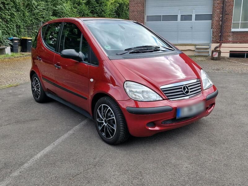 Rot Gebraucht 2001 Mercedes A160 Limousine | 1.250 € (Guter Preis) - Bild 1/4