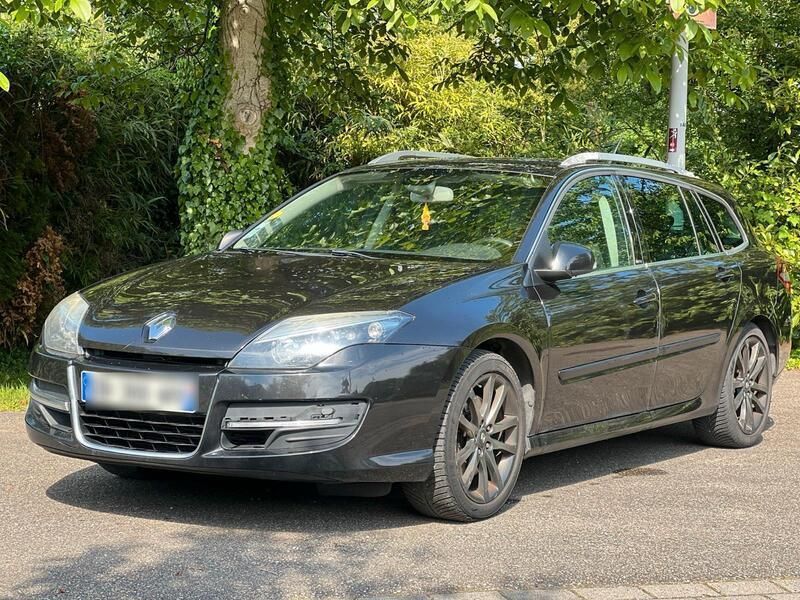 Grau Gebraucht 2013 Renault Laguna III Kombi | 2.950 € - Bild 1/4