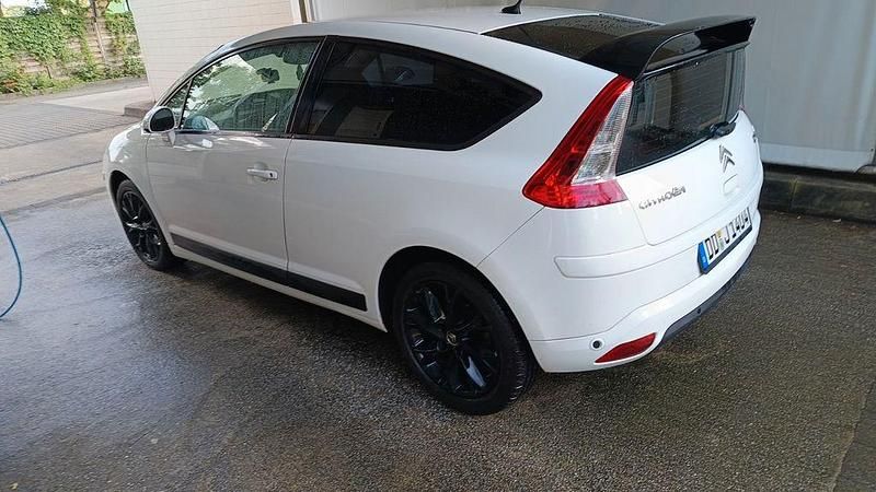 Weiß Gebraucht 2008 Citroën C4 VTR Sport Coupé | 2.500 € (Fairer Preis) - Bild 1/4