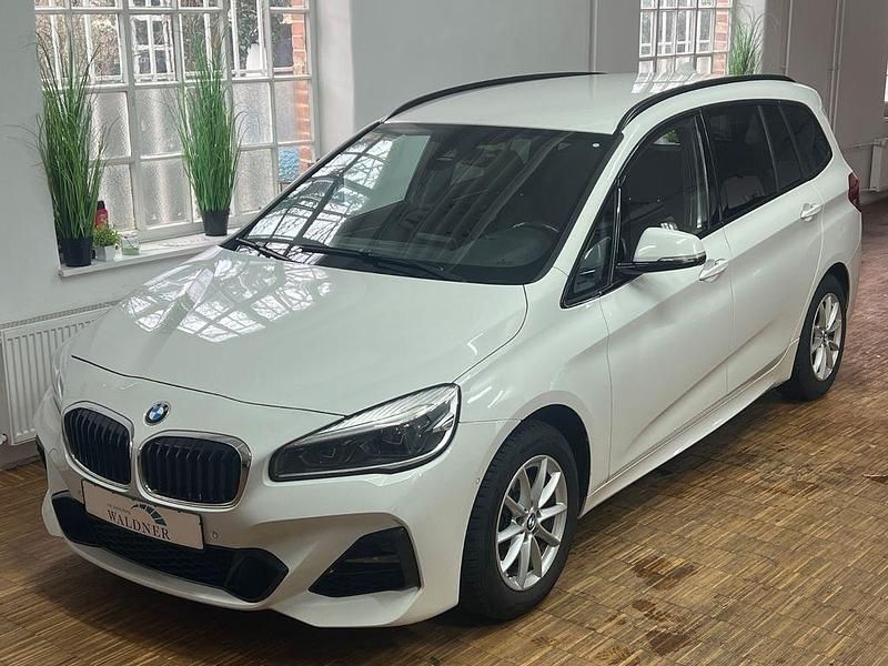 Gebraucht BMW 216 M Sport 116 PS (85 kW) 2018 Weiß SUV