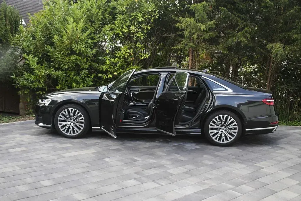 Gebraucht Audi A8 Sport 286 PS (210 kW) 2019 Grau Limousine