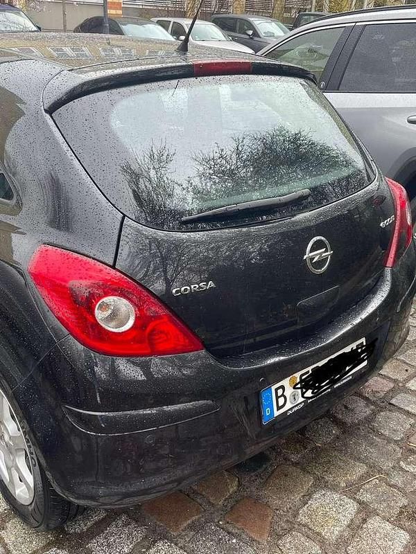 Gebraucht Opel Corsa Elegance 69 PS (50 kW) 2012 Schwarz Kleinwagen