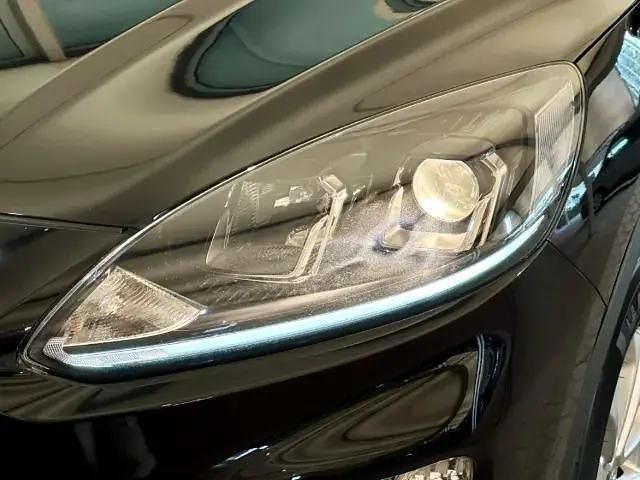 Gebraucht Ford Kuga Titanium 152 PS (111 kW) 2022 Schwarz SUV