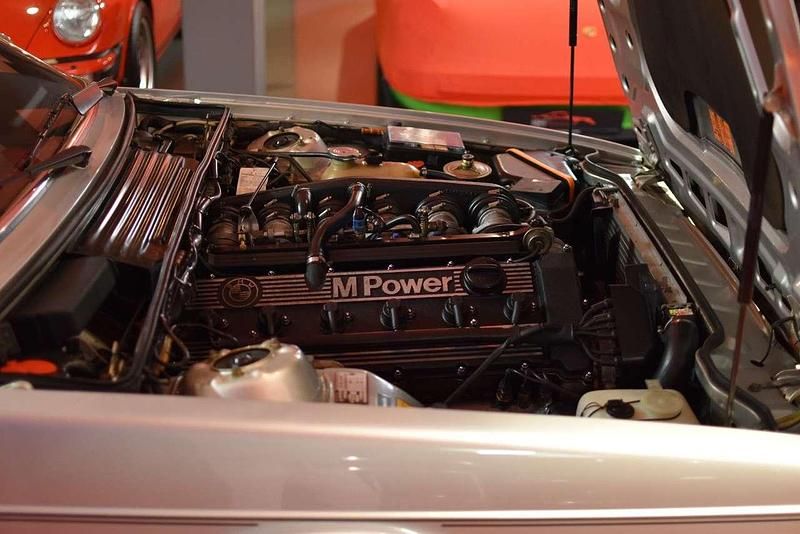 Gebraucht BMW 635 286 PS (210 kW) 1986 Silber Coupé