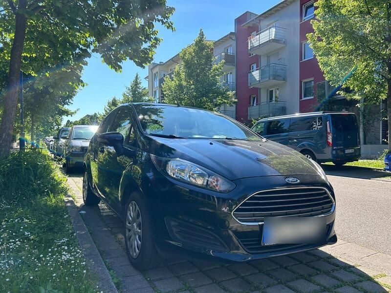 Schwarz Gebraucht 2014 Ford Fiesta Kleinwagen | 4.399 € (Guter Preis) - Bild 1/4