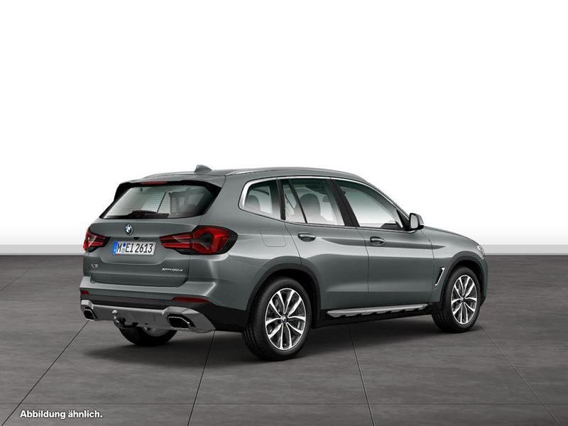 Gebraucht BMW X3 190 PS (139 kW) 2024 Skyscraper grau metallic SUV