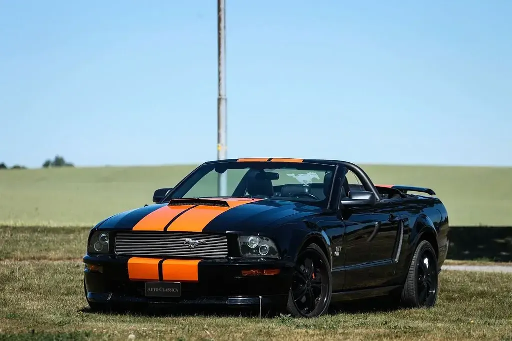 Gebraucht Ford Mustang GT Convertible 305 PS (224 kW) 2006 Schwarz Cabrio