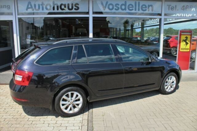 Second-hand Skoda Octavia Style 180 CP (132 kW) 2018 Negru Break