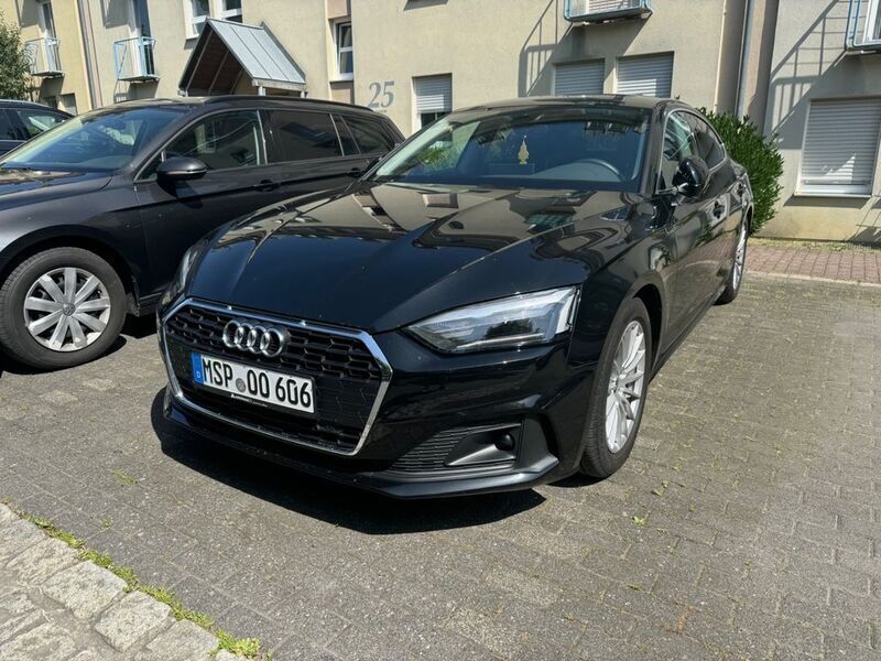 Schwarz Gebraucht 2022 Audi A5 Sportback Limousine | 33.500 € (Guter Preis) - Bild 1/4