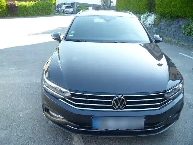 Gebraucht VW Passat 200 PS (147 kW) 2021 Grau Kombi