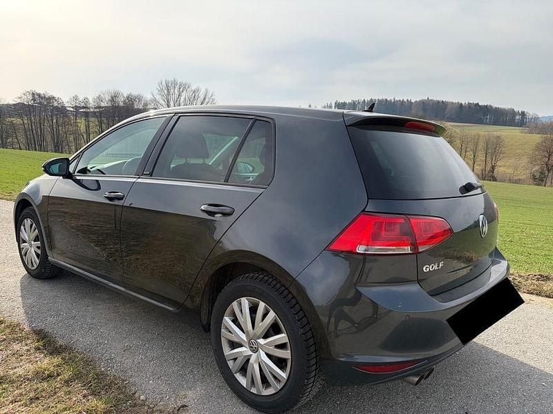Gebraucht VW Golf VII Allstar 125 PS (91 kW) 2016 Grau Limousine