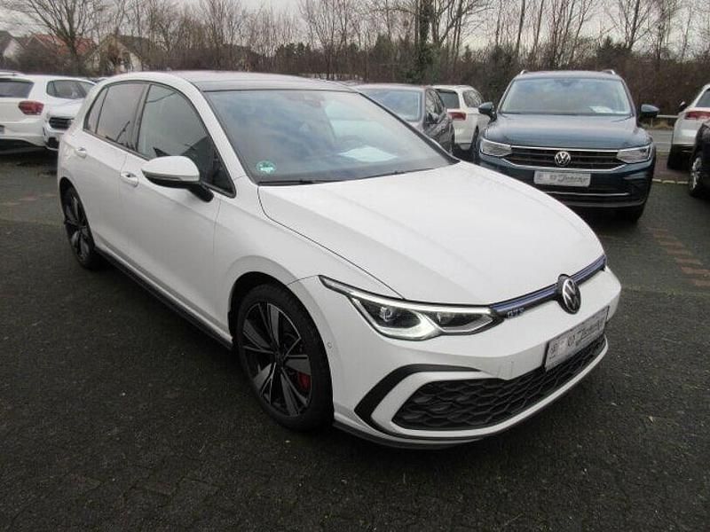 Gebraucht VW Golf VII GTE 204 PS (150 kW) 2021 Weiss Kleinwagen