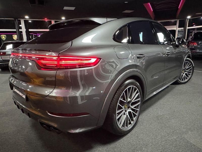 Gebraucht Porsche Cayenne Sport 441 PS (324 kW) 2019 Grau SUV