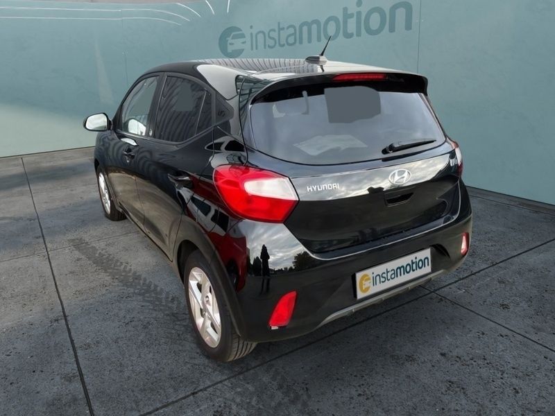Schwarz Gebraucht 2021 Hyundai i10 Edition 30 Kleinwagen | 11.990 € (Fairer Preis) - Bild 1/3