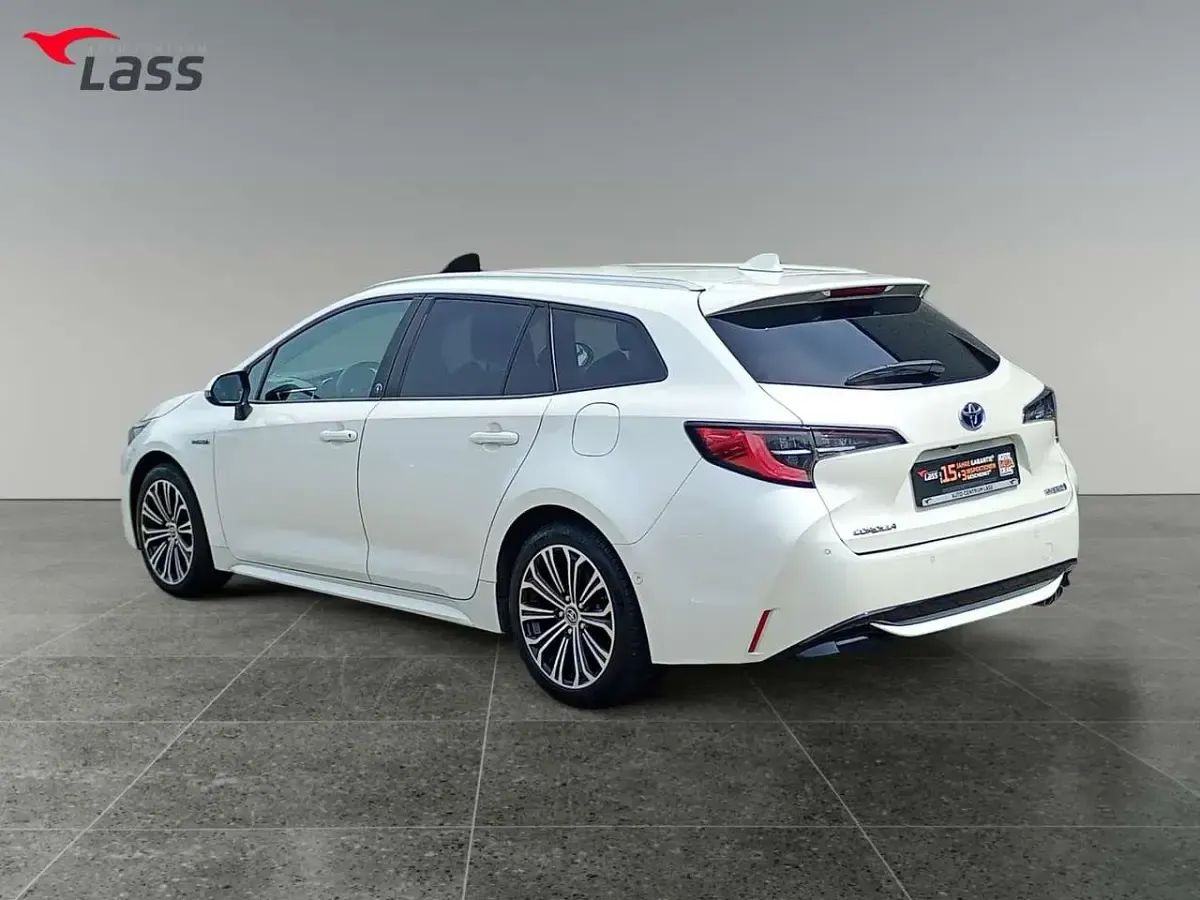 Gebraucht Toyota Corolla Team 184 PS (135 kW) 2020 Weiß Kombi