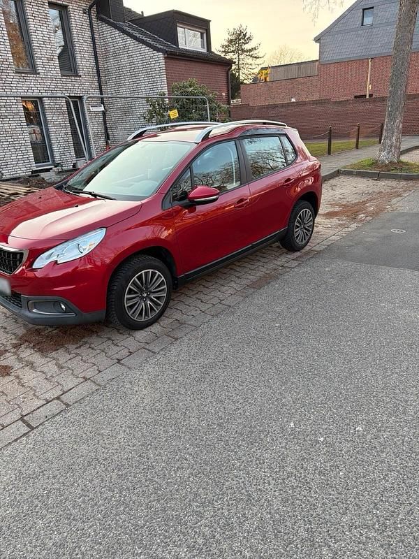 Gebraucht Peugeot 2008 110 PS (80 kW) 2017 Rot SUV