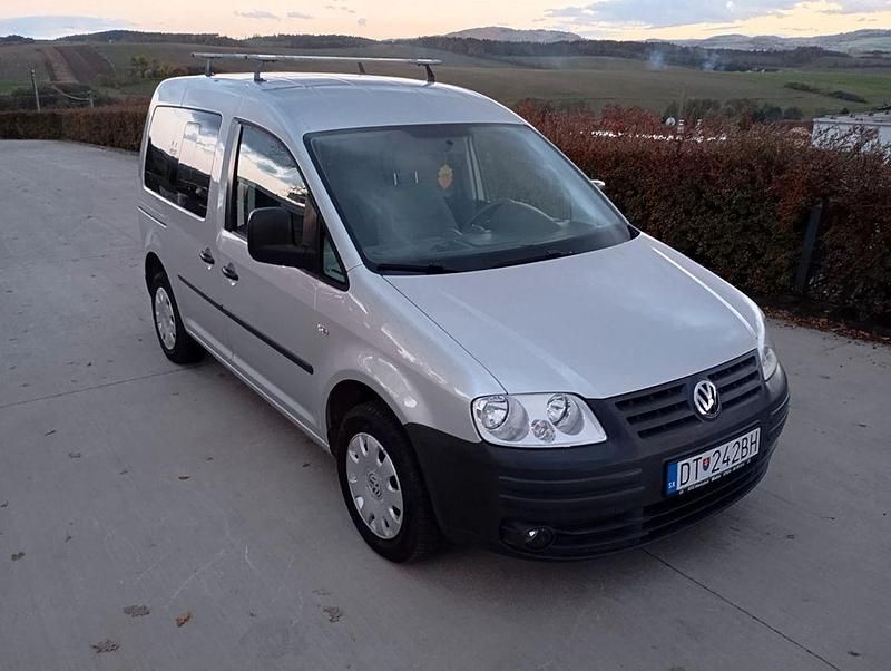 Gebraucht VW Caddy Life 105 PS (77 kW) 2009 Silber Van / Kleinbus