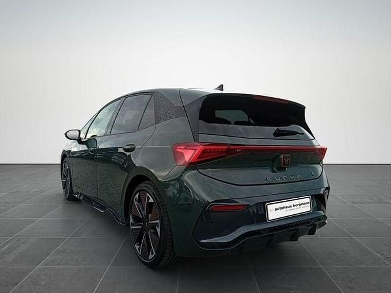 Gebraucht Cupra Born VZ2 239 kW (326 PS) 2024 Dark forest Kleinwagen