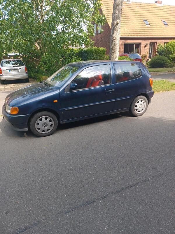 Blau Gebraucht 1996 VW Polo Kleinwagen | 800 € (Guter Preis) - Bild 1/4