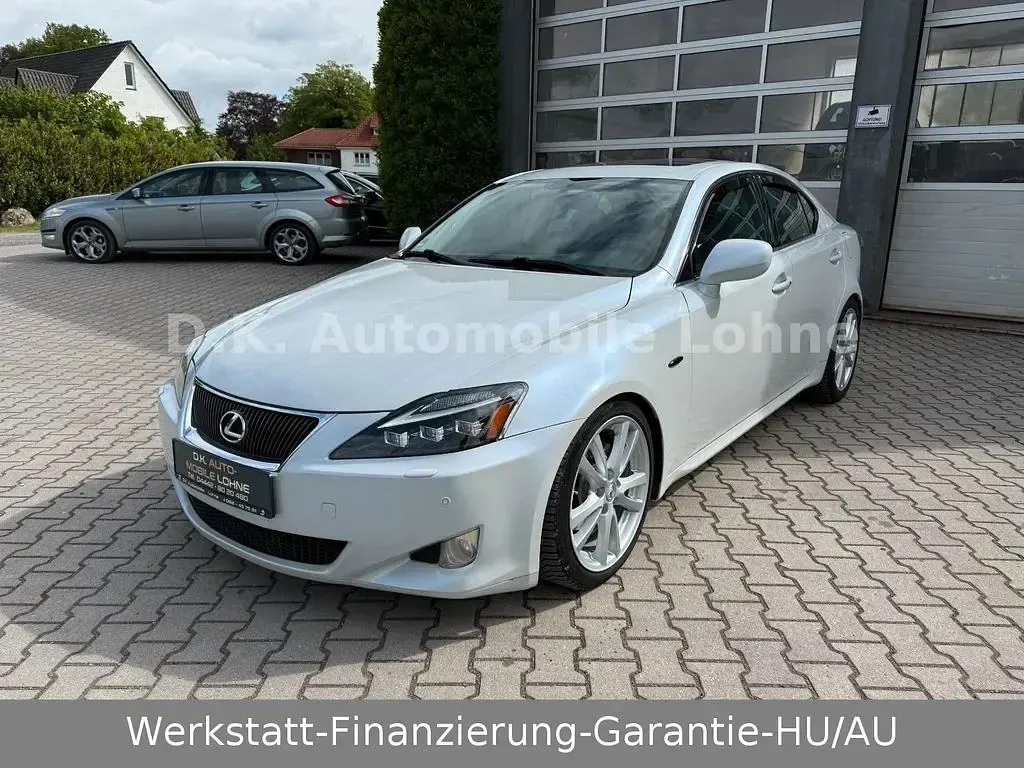 Gebraucht Lexus IS220d 177 PS (130 kW) 2007 Weiß Limousine