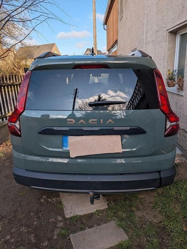 Gebraucht Dacia Jogger Extreme 101 PS (74 kW) 2023 Grün Van / Kleinbus