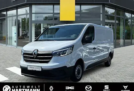 Gebraucht Renault Trafic Komfort 131 PS (96 kW) 2022 Van / Kleinbus
