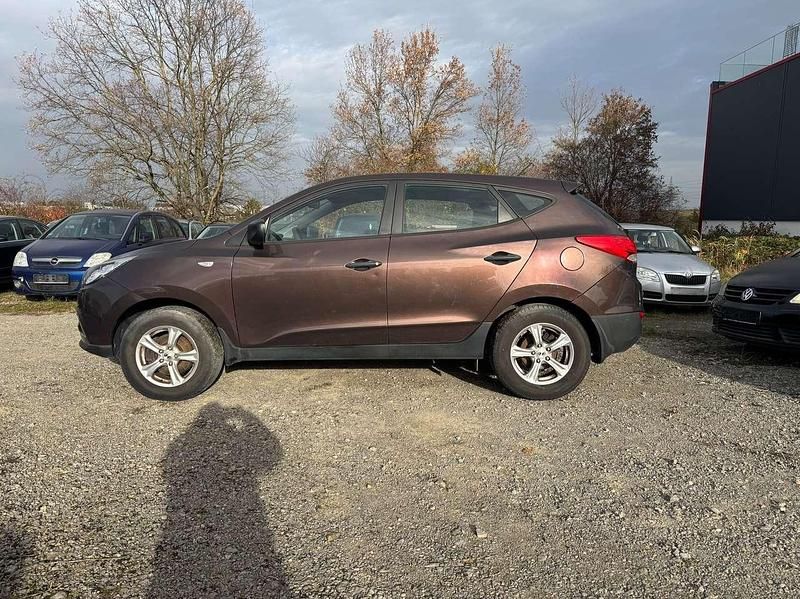 Gebraucht Hyundai ix35 Comfort 136 PS (100 kW) 2011 Braun SUV