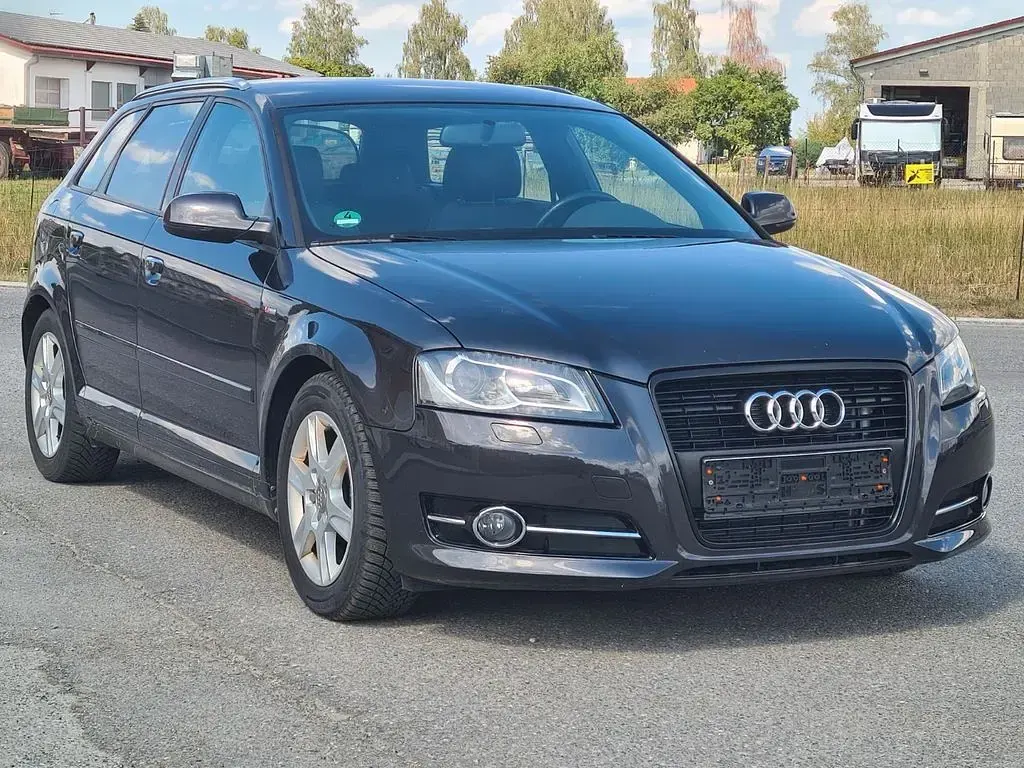 Gebraucht Audi A3 S-line plus 140 PS (102 kW) 2012 Schwarz Kleinwagen