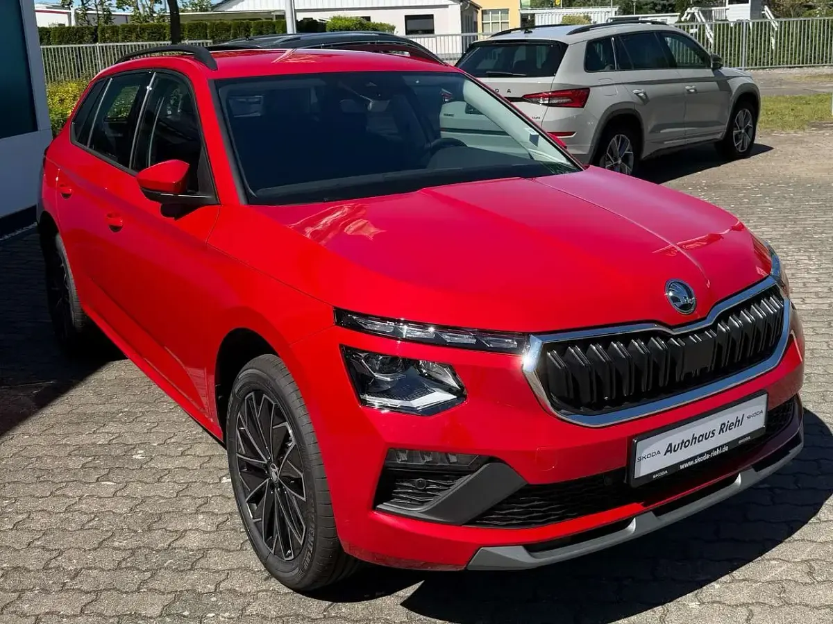 Neu Skoda Kamiq 116 PS (85 kW) 2026 Velvetrot metallic SUV