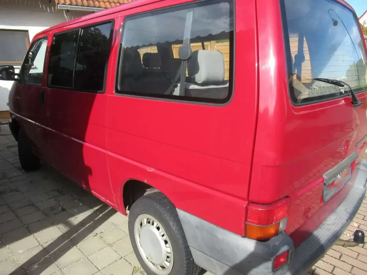Gebraucht VW T4 102 PS (75 kW) 1998 Rot Van