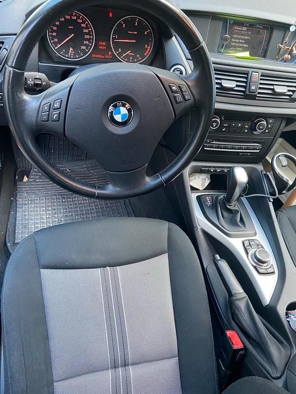 Gebraucht BMW X1 177 PS (130 kW) 2011 Schwarz SUV