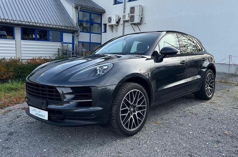 Grau Gebraucht 2019 Porsche Macan S SUV | 40.900 € (Superpreis) - Bild 1/4