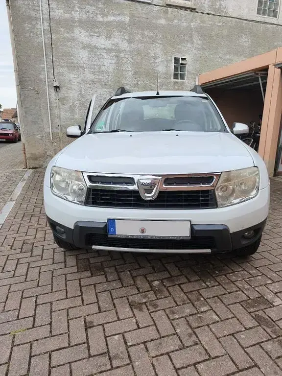 Gebraucht Dacia Duster Prestige 107 PS (78 kW) 2012 Weiß SUV