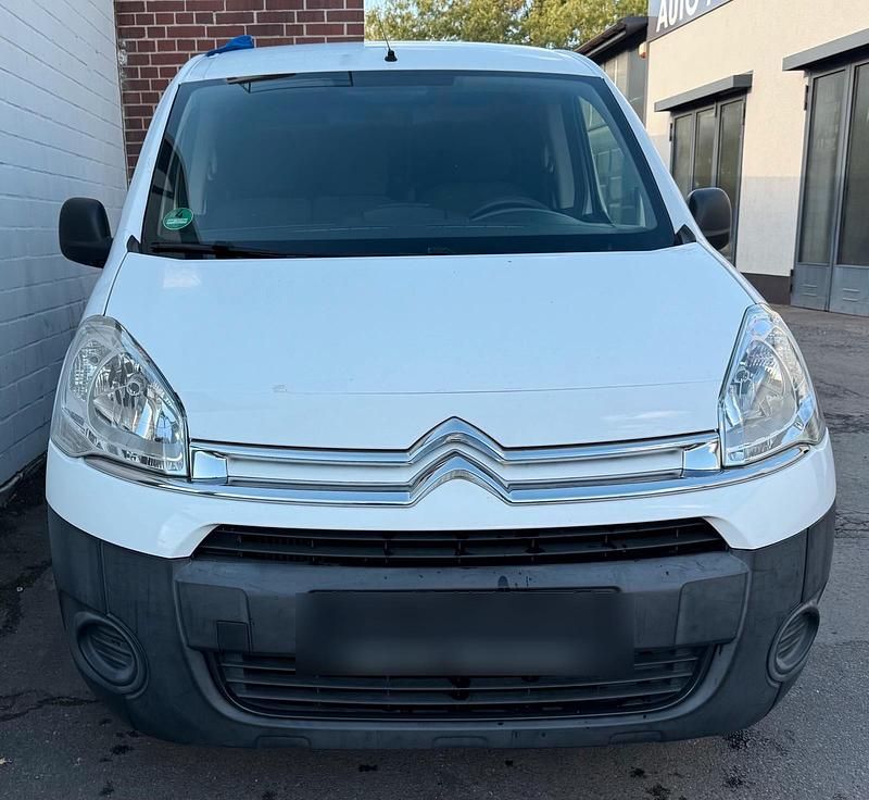 Weiß Gebraucht 2014 Citroën Berlingo Van / Kleinbus | 6.990 € (Fairer Preis) - Bild 1/4