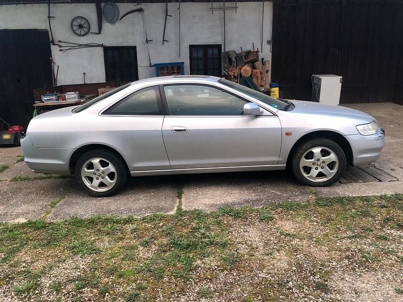Gebraucht Honda Accord 200 PS (147 kW) 2000 Silber Coupé