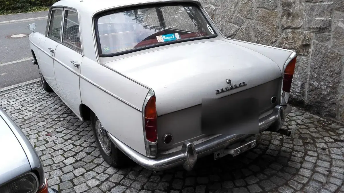 Gebraucht Peugeot 404 65 PS (47 kW) 1962 Beige Limousine