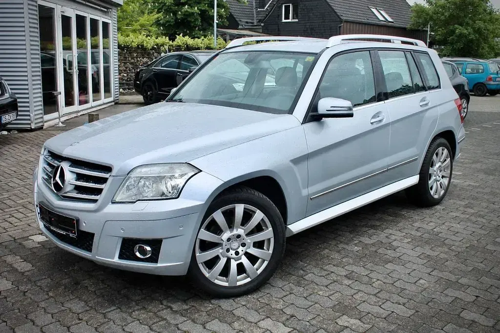 Gebraucht Mercedes GLK320 224 PS (164 kW) 2008 Silber SUV