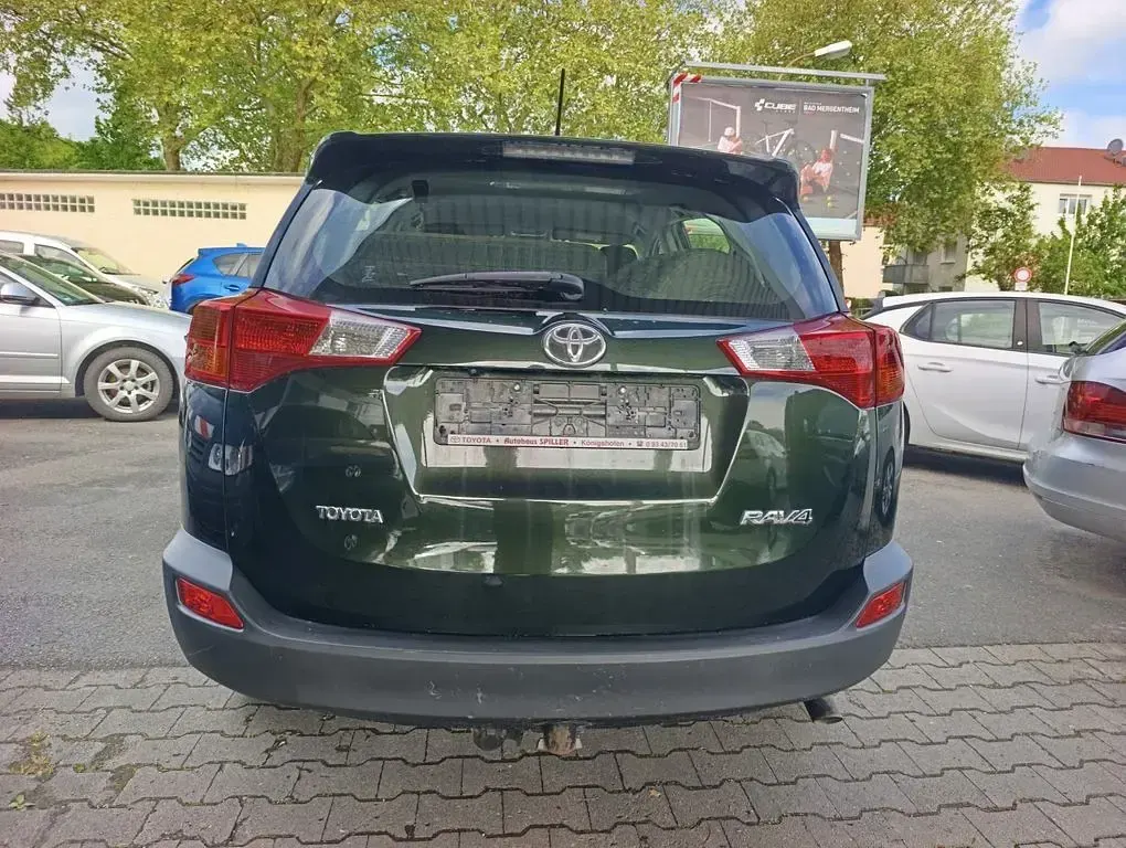 Gebraucht Toyota RAV4 Life 124 PS (91 kW) 2014 Grün SUV