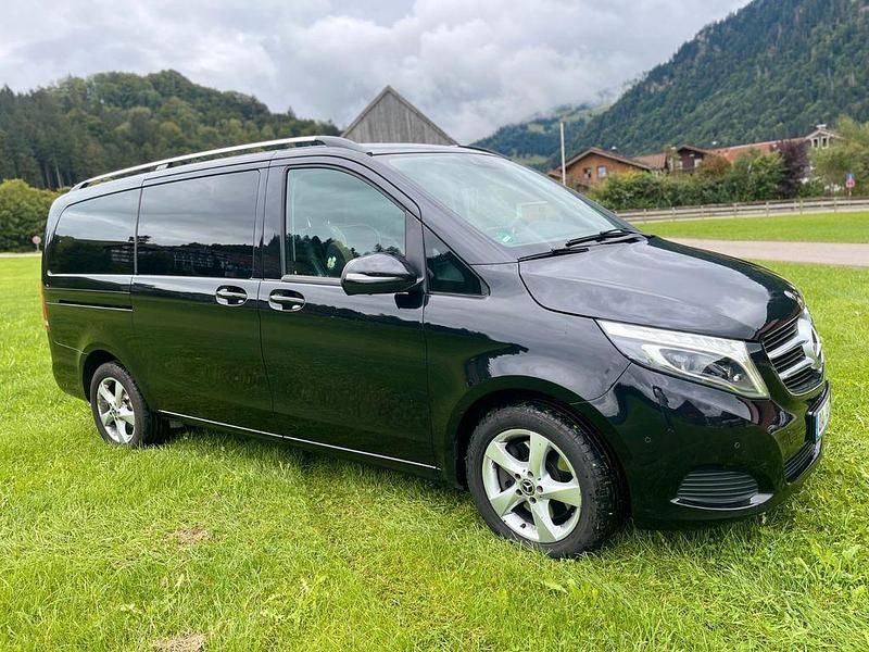 Schwarz Gebraucht 2018 Mercedes V250 Avantgarde Van / Kleinbus | 38.500 € (Superpreis) - Bild 1/4