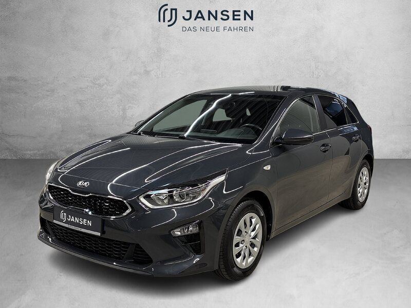 Grau Gebraucht 2019 Kia Ceed Plus Kleinwagen | 12.990 € (Fairer Preis) - Bild 1/4