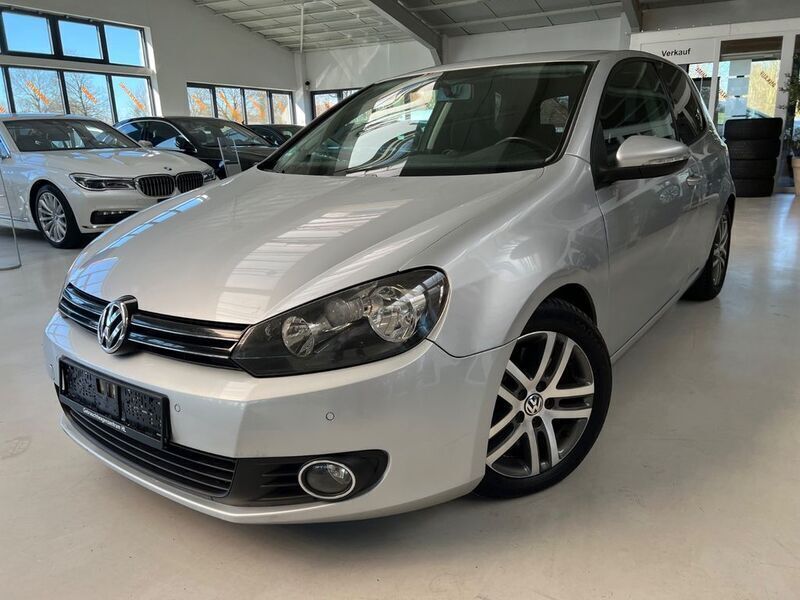 Silber Gebraucht 2009 VW Golf VI Comfortline Limousine | 6.885 € (Etwas zu teuer) - Bild 1/4