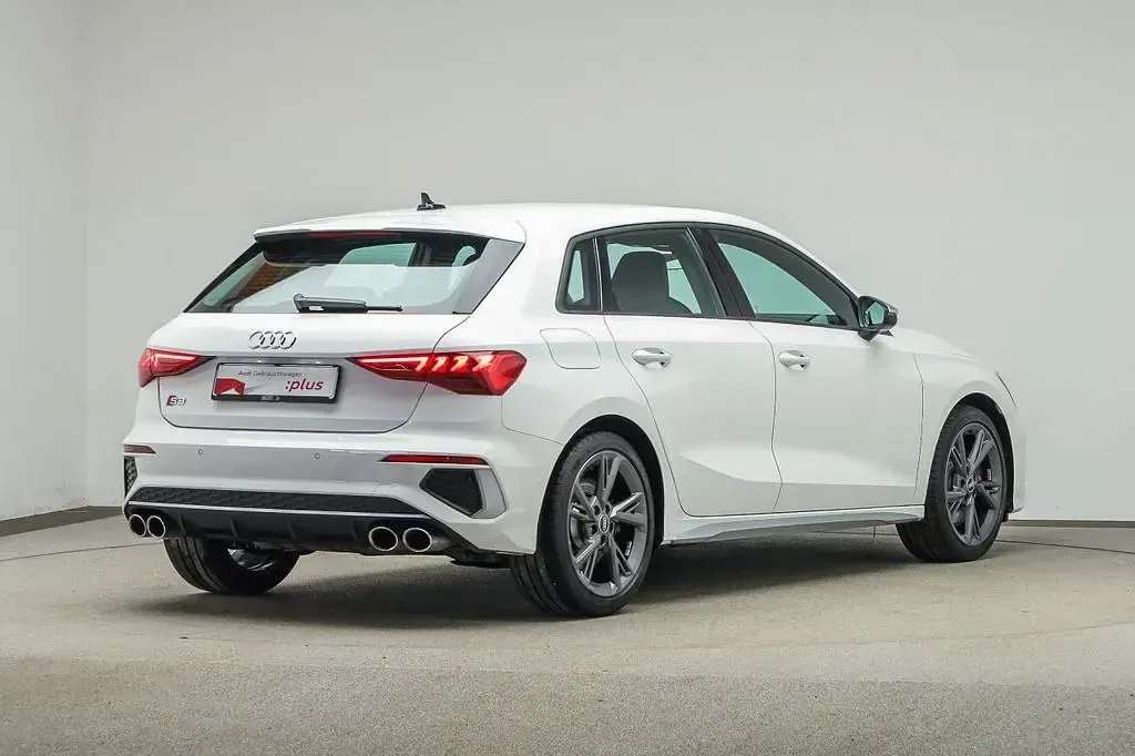 Używany Audi S3 Design 310 KM (228 kW) 2024 Biały Sedan/Limuzyna