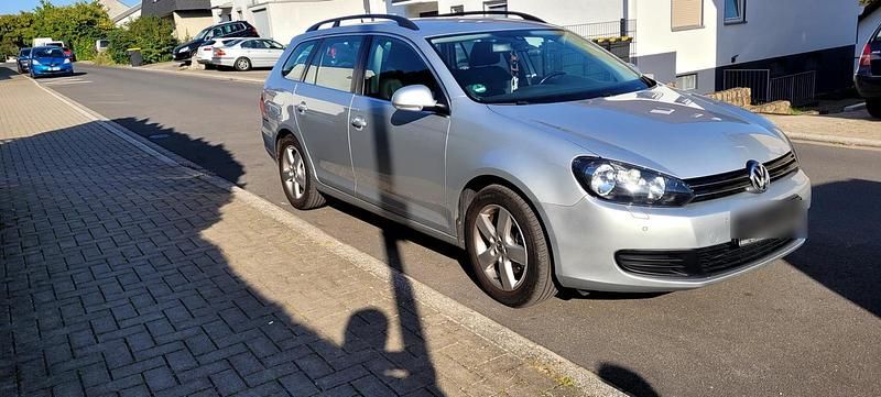 Gebraucht 2012 VW Golf VI Kombi | 5.000 € (Fairer Preis) - Bild 1/4