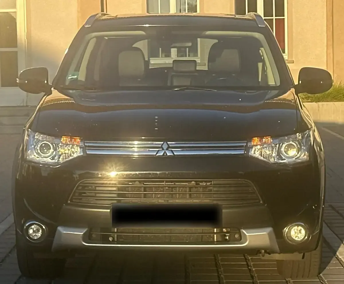 Gebraucht Mitsubishi Outlander Top 203 PS (149 kW) 2016 Schwarz SUV